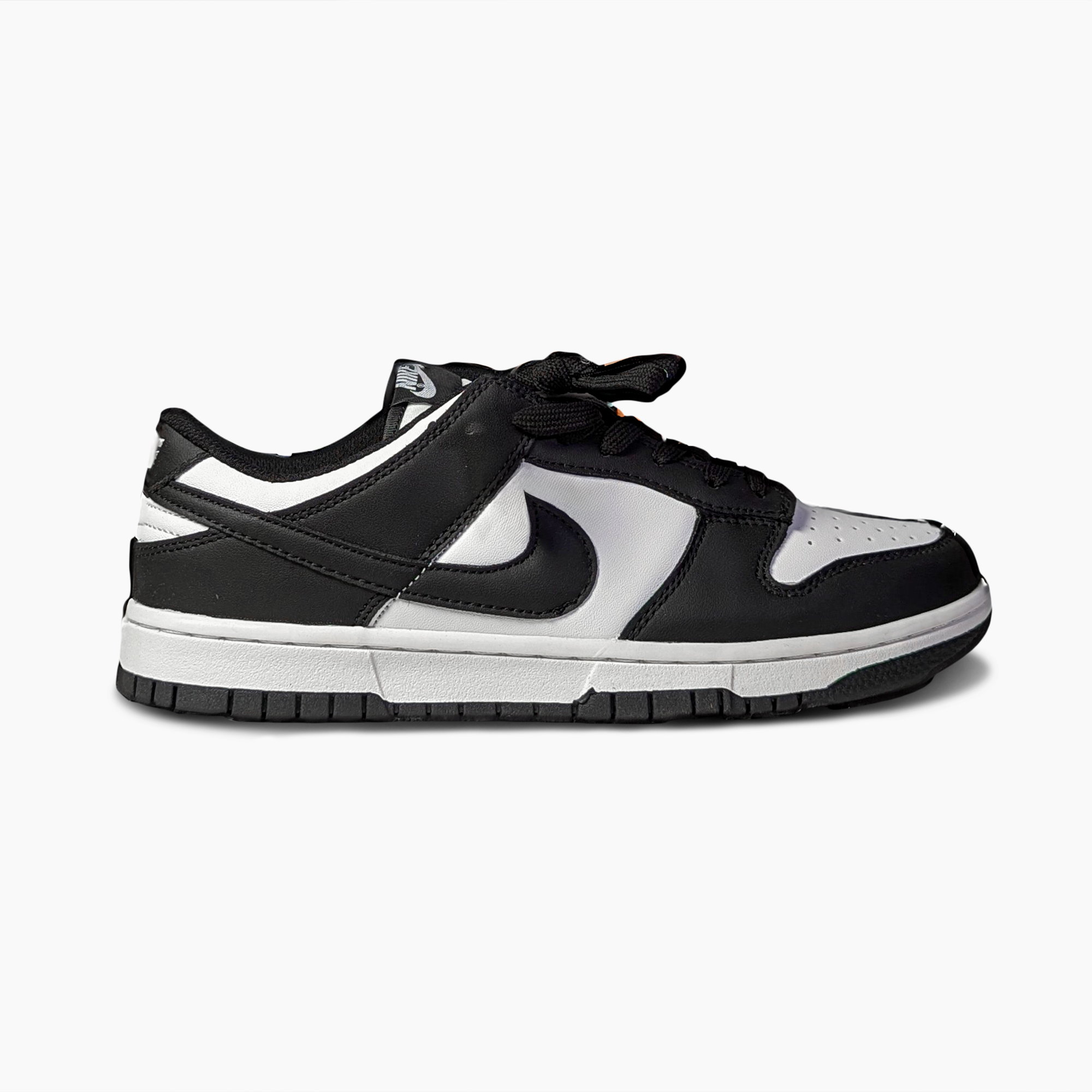 Nike Dunk Low Retro White Black