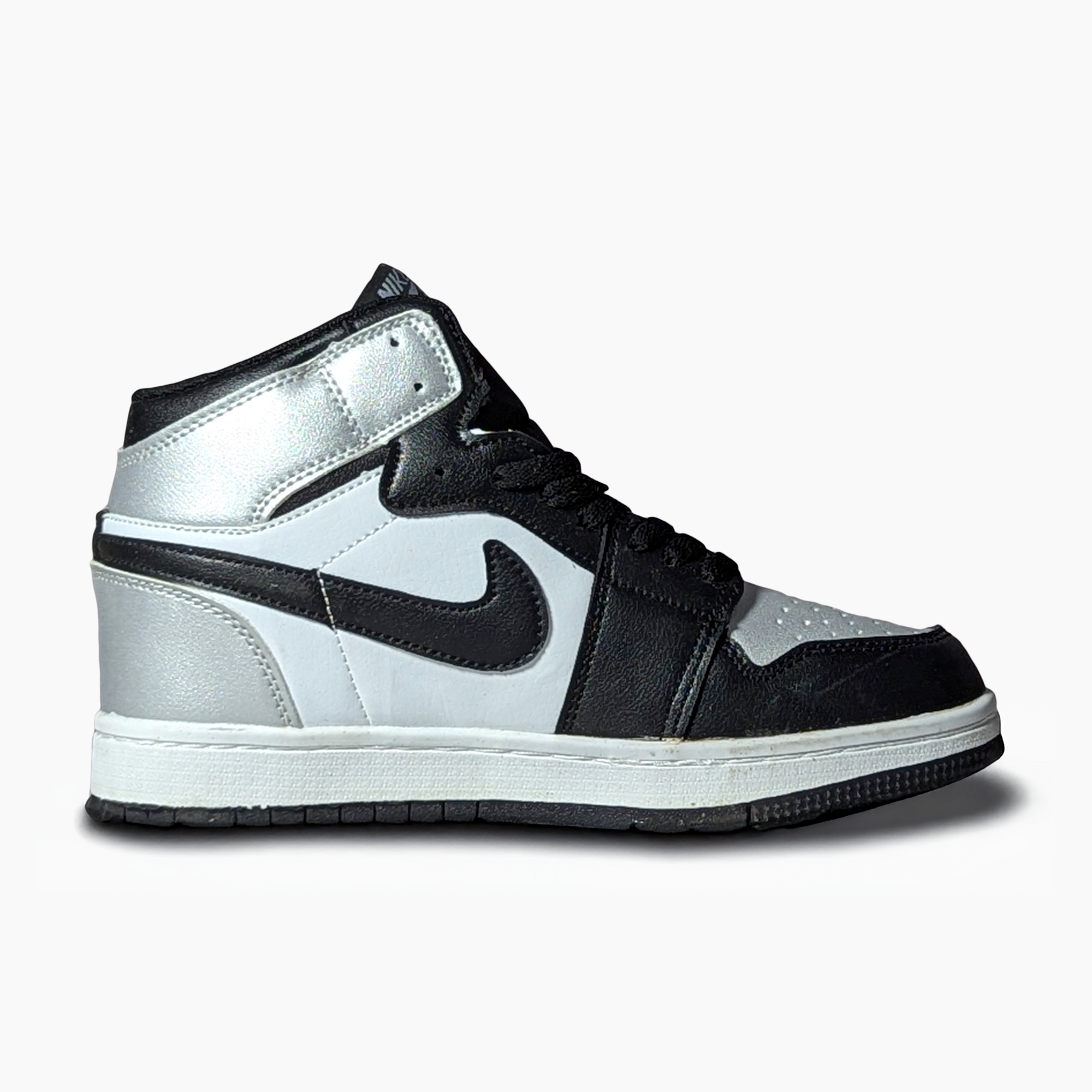 Nike Air Jordan 1 High OG Silver Toe Black Mtlc Silver